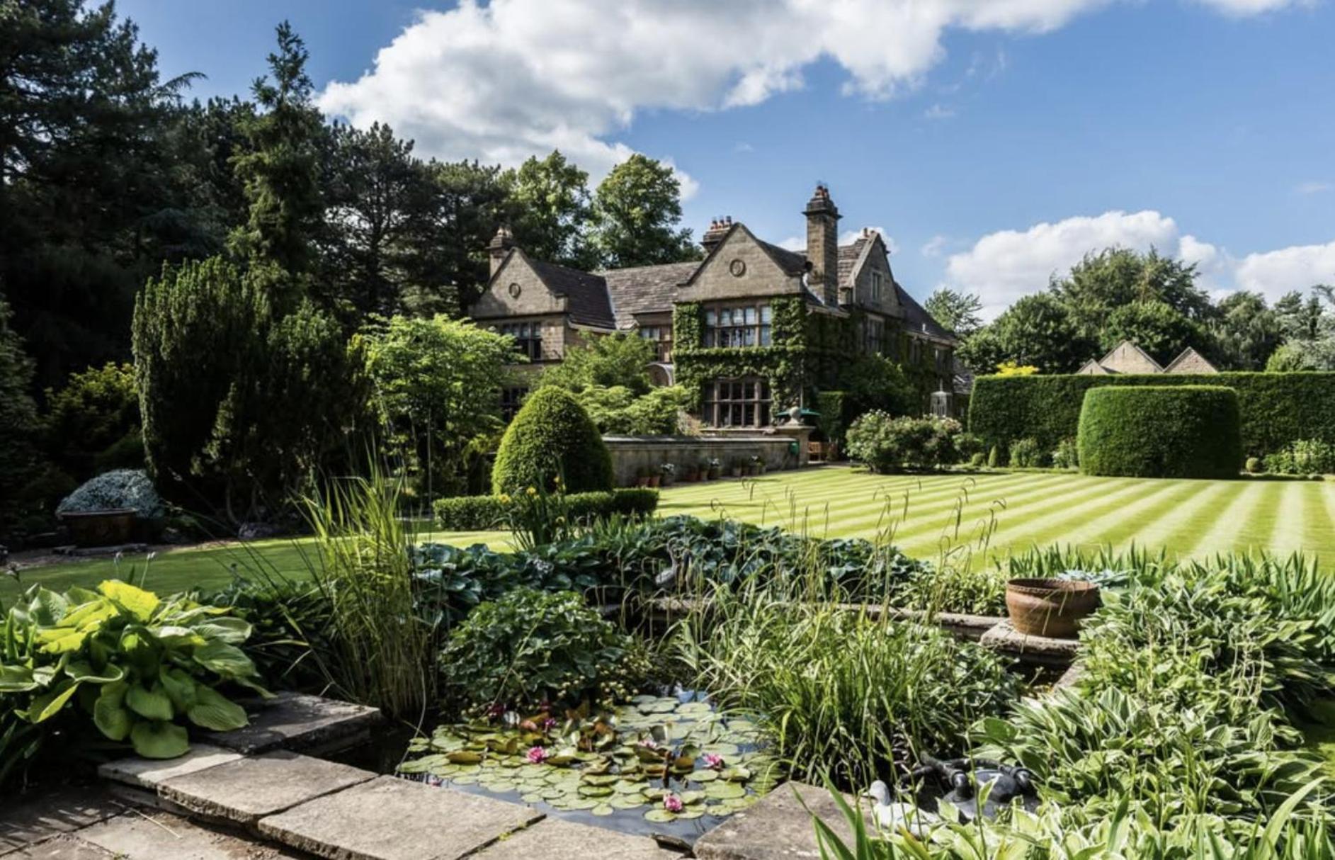 Lewtrenchard Manor Hotel Exterior photo
